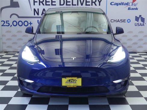 Used 2020 Tesla Model Y Long Range AWD/4WD image 3