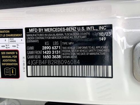 Used 2024 Mercedes-Benz GLE 350 4MATIC image 4