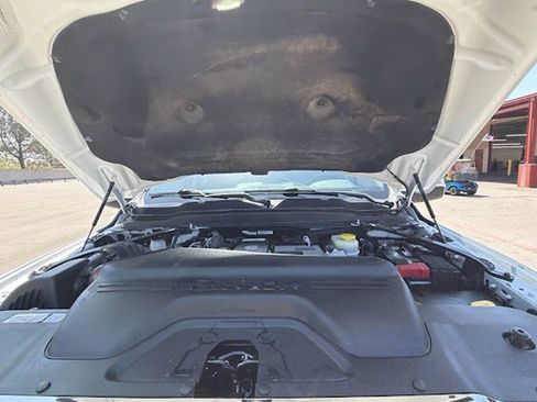 Used 2023 RAM 2500 Laramie AWD/4WD image 17