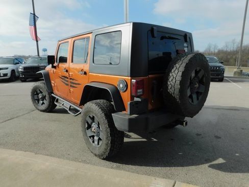 Used 2011 Jeep Wrangler Unlimited Sport image 6
