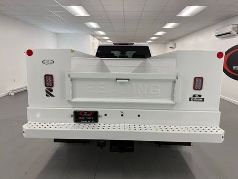 New 2026 GMC Sierra 3500 Pro w/ Convenience Package image 7