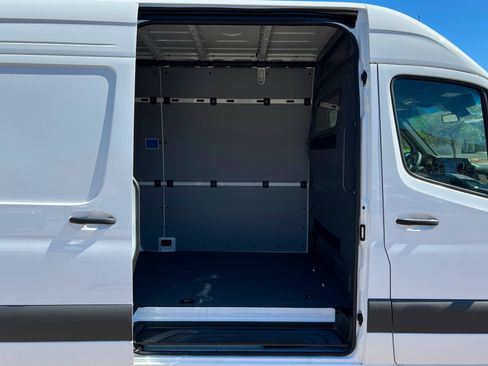 New 2026 Mercedes-Benz Sprinter 2500 image 14
