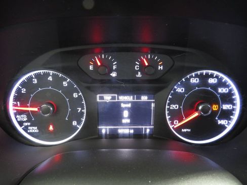 Used 2017 GMC Acadia SLE AWD/4WD image 16