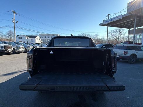 Certified 2024 GMC Hummer EV 3X w/ LPO, Illumination Package image 28