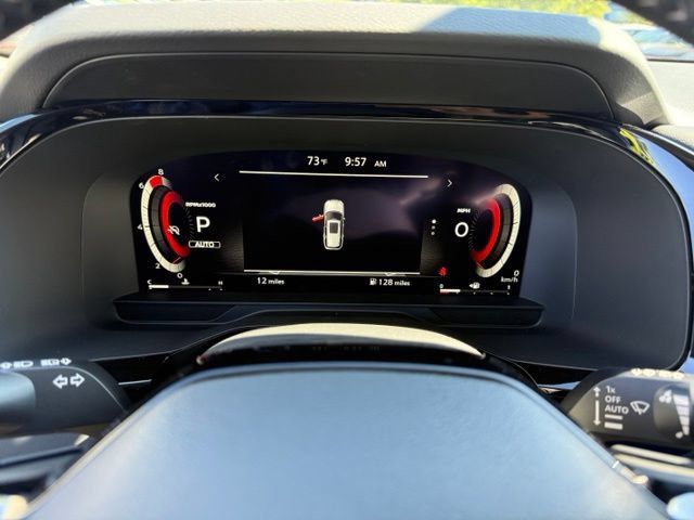 New 2026 Nissan Pathfinder Platinum AWD/4WD image 19