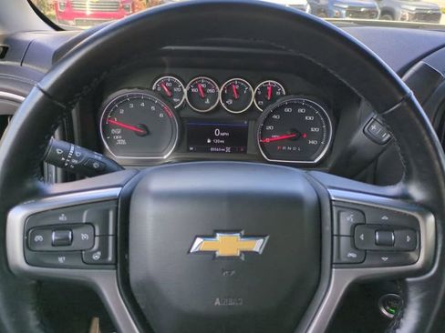 Used 2021 Chevrolet Silverado 1500 LT image 30
