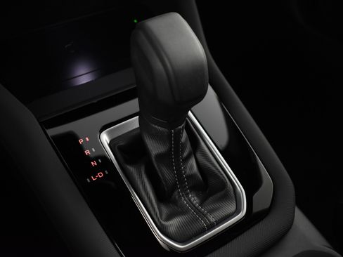 New 2025 Subaru Forester Premium image 33