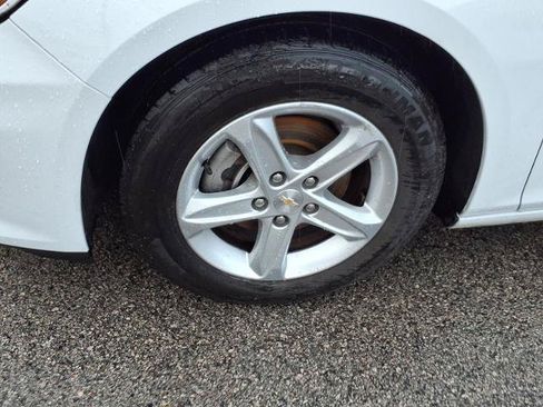 Used 2023 Chevrolet Malibu LT FWD image 5