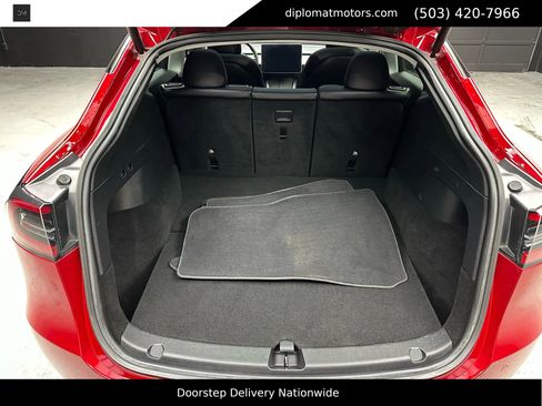 Used 2021 Tesla Model Y Long Range image 33