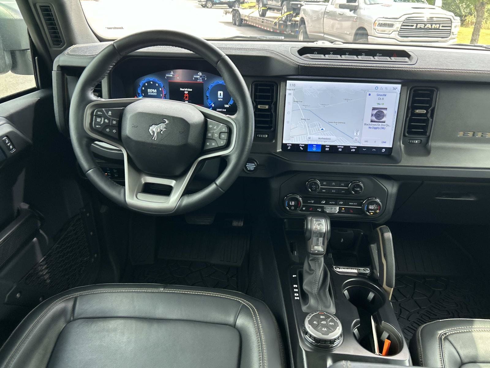 Used 2025 Ford Bronco Badlands AWD/4WD image 22