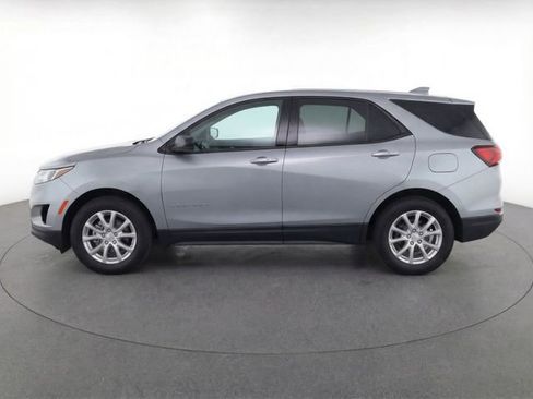 Certified 2024 Chevrolet Equinox LS w/ LS Convenience Package image 7