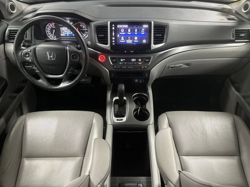 Used 2019 Honda Ridgeline RTL-T image 2
