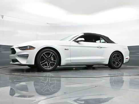 Used 2018 Ford Mustang GT Premium RWD image 46