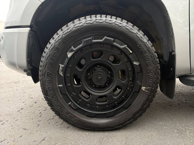 Used 2021 Toyota Tundra Platinum AWD/4WD image 26
