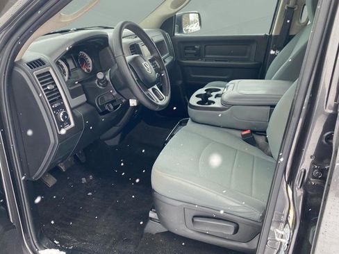 Used 2017 RAM 1500 Express w/ Express Value Package image 5