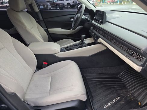 Certified 2024 Honda Accord LX image 5