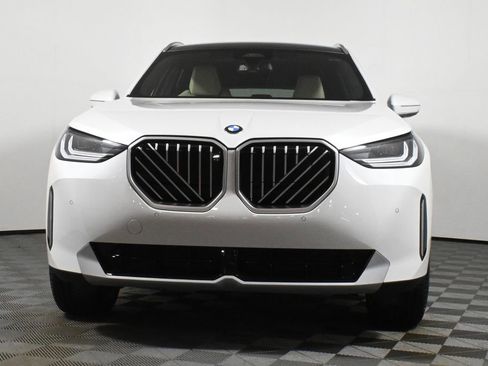 Used 2025 BMW X3 xDrive30i w/ Premium Package image 10