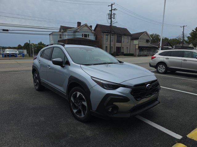 Used 2024 Subaru Crosstrek 2.5i Limited w/ Crosstrek Mirror Package AWD/4WD image 2