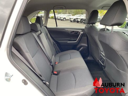 Used 2024 Toyota RAV4 LE AWD/4WD image 15