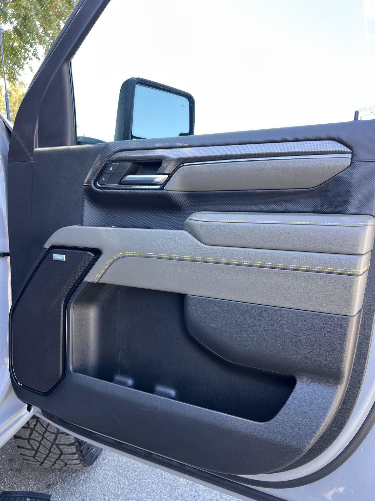 Used 2024 Chevrolet Silverado 2500 ZR2 w/ Technology Package AWD/4WD image 44