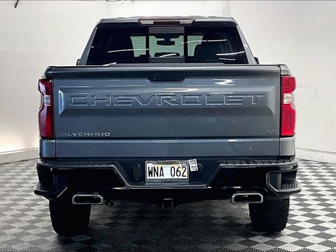 Used 2022 Chevrolet Silverado 1500 LT Trail Boss w/ Convenience Package II AWD/4WD image 3