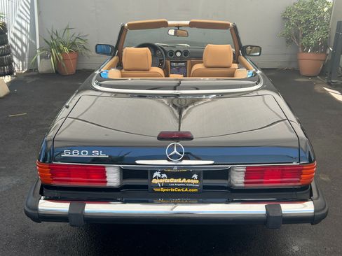 Used 1988 Mercedes-Benz 560 SL image 10