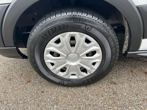 Used 2019 Ford Transit 350 XLT image 24