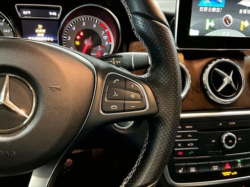 Used 2016 Mercedes-Benz GLA 250 4MATIC image 24