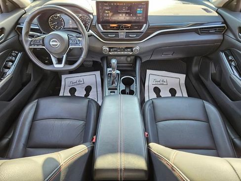 Used 2024 Nissan Altima 2.0 SR image 12