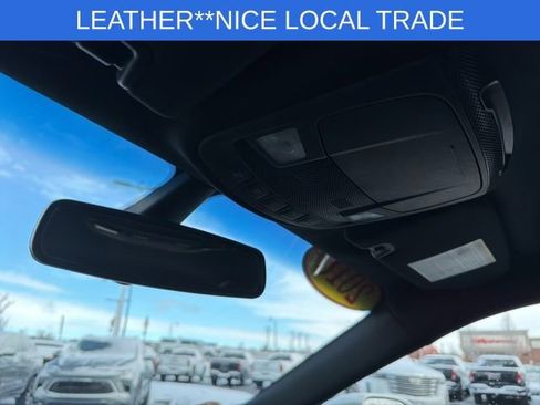 Used 2018 Lincoln Continental Select image 28