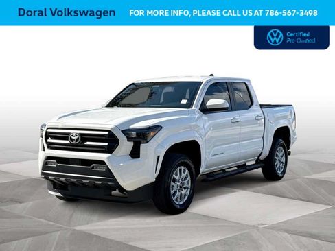 Used 2024 Toyota Tacoma SR5 AWD/4WD image 1