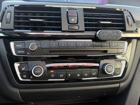 Used 2015 BMW M4 Coupe image 21