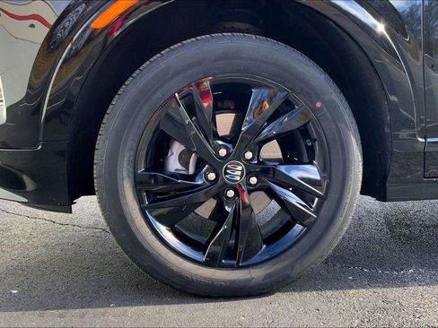 Used 2024 Buick Encore GX Sport Touring w/ Comfort Package image 9