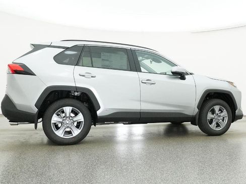 New 2025 Toyota RAV4 XLE image 23