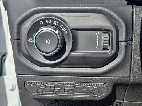 Used 2024 Jeep Wrangler Sahara w/ Technology Group image 22