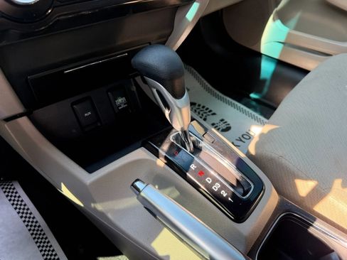 Used 2013 Honda Civic EX image 19