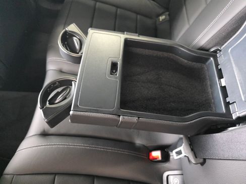 Used 2023 Mercedes-Benz E 350 4MATIC Sedan image 21