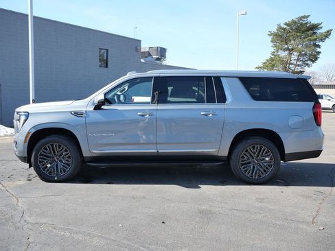 New 2026 GMC Yukon XL Elevation AWD/4WD image 7