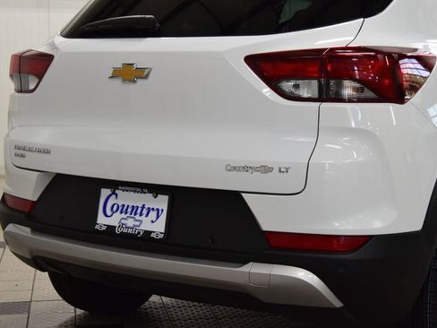New 2026 Chevrolet TrailBlazer LT w/ Convenience Package AWD/4WD image 19
