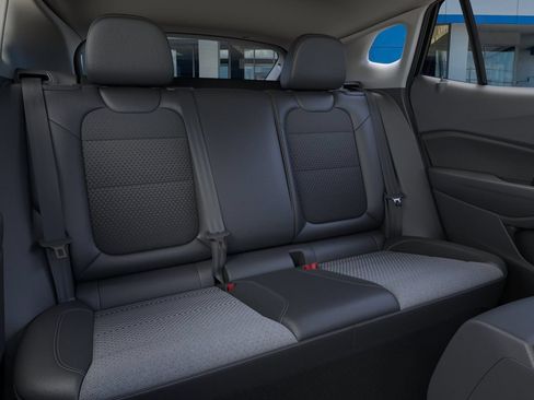 New 2026 Chevrolet Trax LT FWD image 17