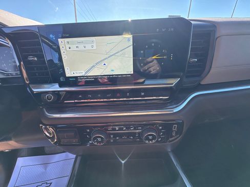 Used 2022 Chevrolet Silverado 1500 LTZ w/ LTZ Premium Package image 21