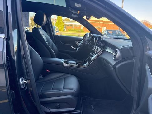 Used 2021 Mercedes-Benz GLC 300 4MATIC image 14