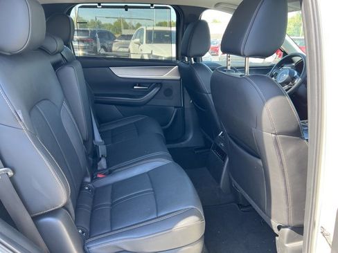 Certified 2024 MAZDA CX-90 Plug-In Hybrid w/ Preferred image 32