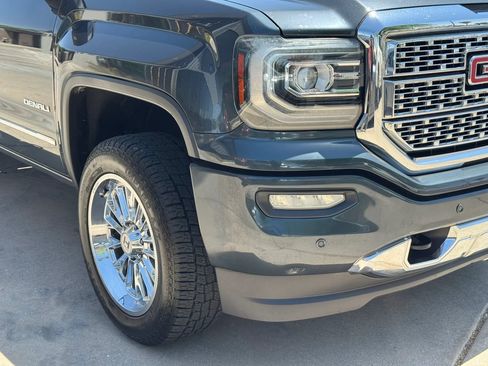 Used 2017 GMC Sierra 1500 Denali AWD/4WD image 39