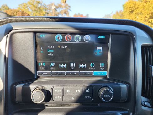 Used 2018 Chevrolet Silverado 1500 LT w/ All Star Edition image 12