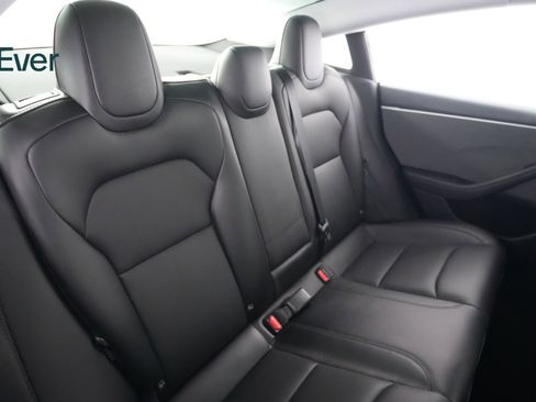 Used 2024 Tesla Model 3 Standard Range RWD image 5