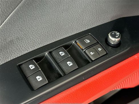 Certified 2020 Toyota Camry XSE image 31