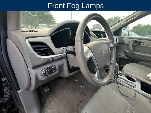 Used 2016 Chevrolet Traverse LT w/ Style and Technology Package FWD image 18