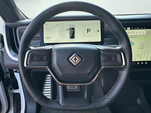 Used 2022 Rivian R1S Adventure image 51