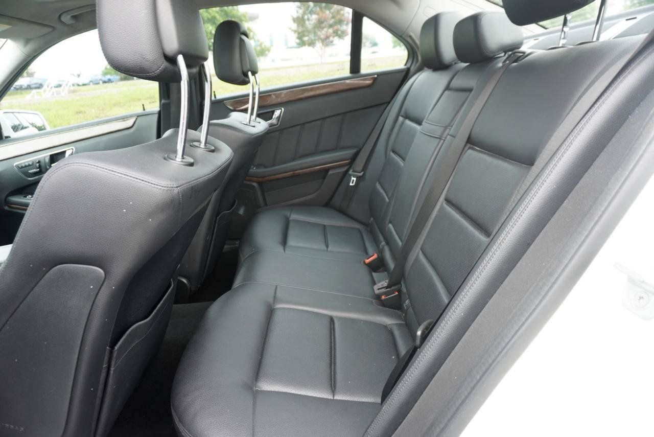 Used 2011 Mercedes-Benz E 350 4MATIC Sedan image 14